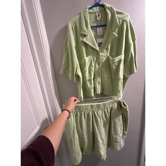 Lucy & Yak Light Green Skirt Set - Picture 2 of 12